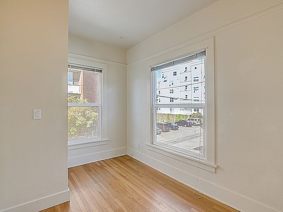 5th image of 4707 Brooklyn Ave NE #10478758