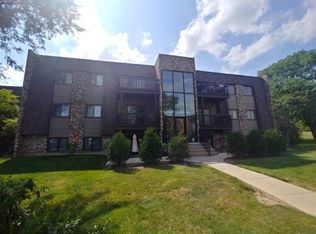 1464 Stonebridge Cir APT E4, Wheaton, IL 60189