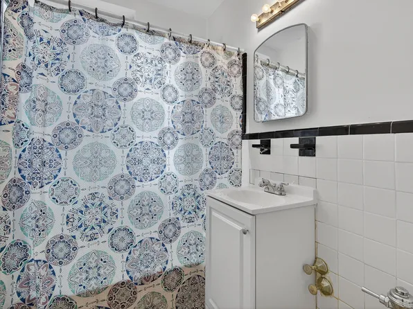 6801 Shore Road image 10 of 13