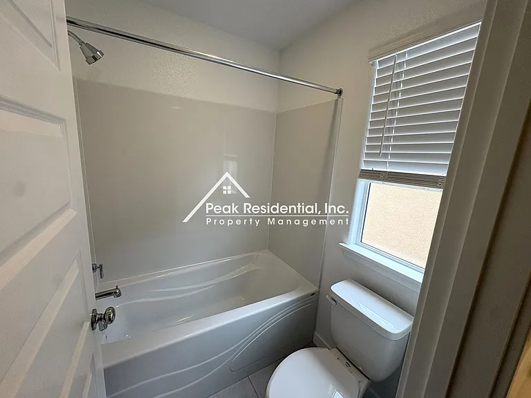 12636 Hereford Ave — Photo 20