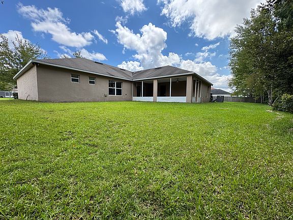 3rd image of 8854 Oxfordshire Dr