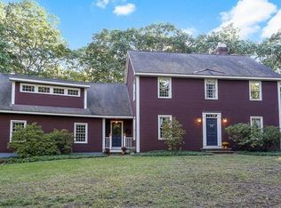 11 Carriage House Ln, Boxford, MA 01921