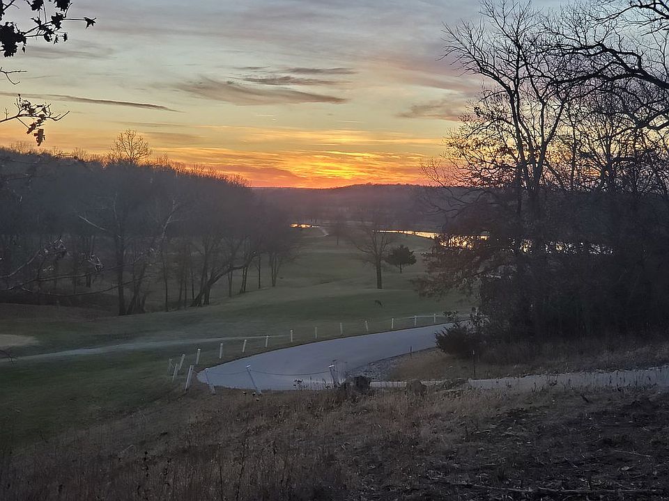 2nd image of 4705 Fascination Ln