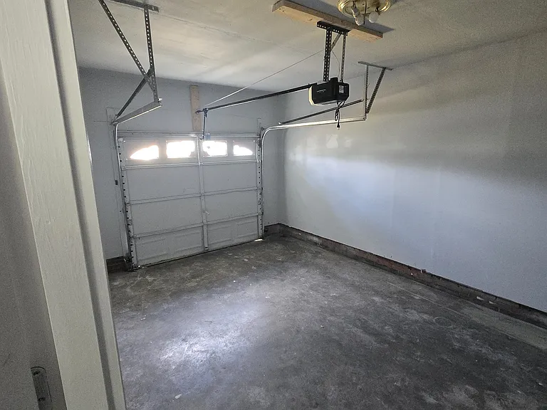 6319 Lynette Cir — Photo 2
