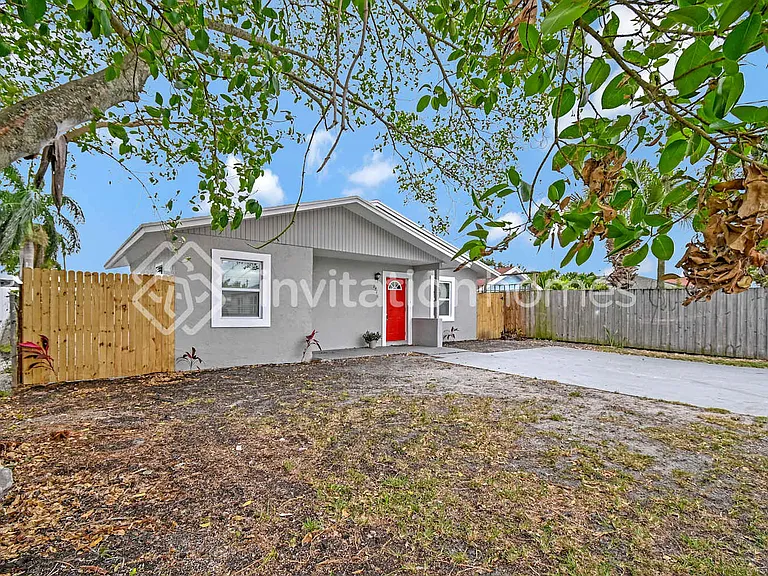2746 Oklahoma St — Photo 1
