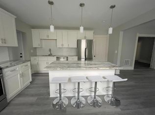 2144 W 38th St #Up, Cleveland, OH 44113