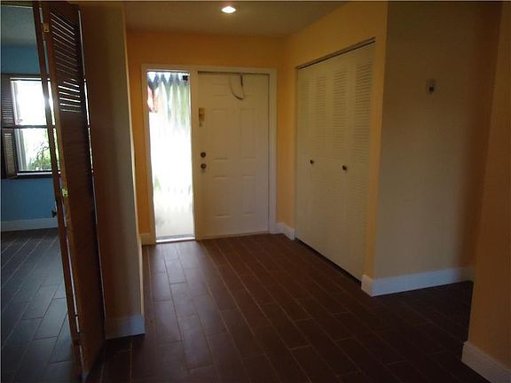 4th image of 5112 SW 149th Pl