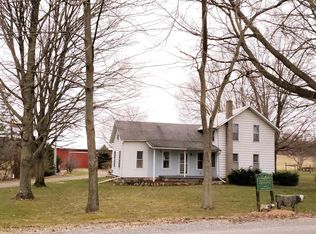 3135 W Dowling Rd, Delton, MI 49046