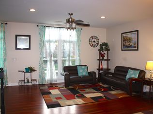 1263 E Crystal Cir, Canton, MI 48187