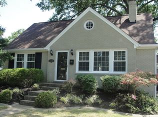 4218 Churchill Rd, Saint Matthews, KY 40207