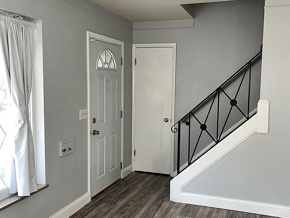 4th image of 5784 N Glen Ave