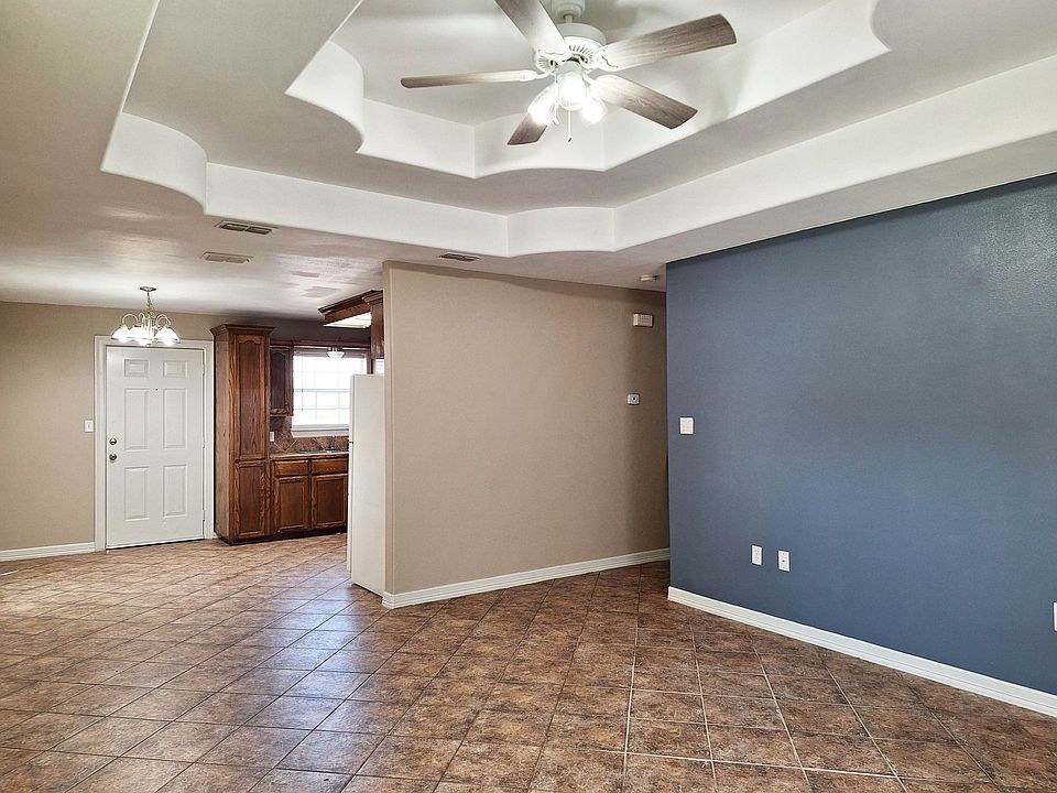1st image of 2118 Aruba Dr APT 1