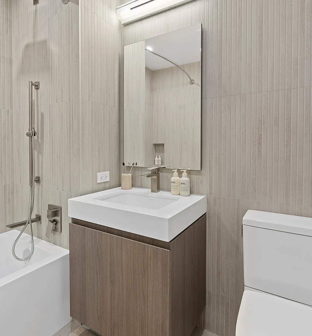 644 East 14th Street — Photo 3