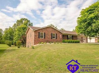 513 Central Ave, Vine Grove, KY 40175