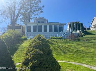 330 Point Rd, Factoryville, PA 18419