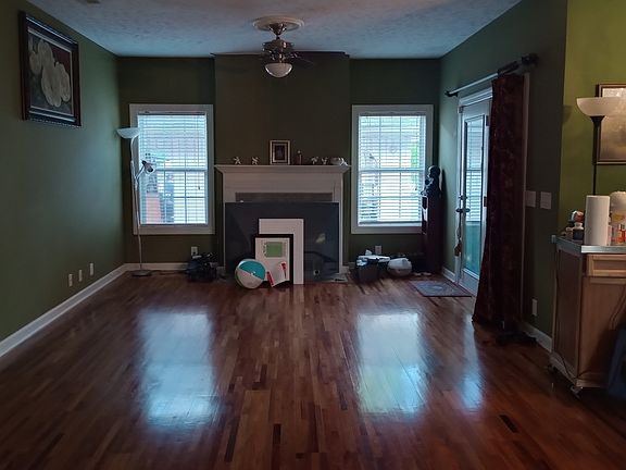 2nd image of 4389 Veals Rd
