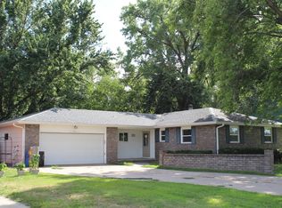 615 Ridgeland Ave, Inglewood, NE 68025