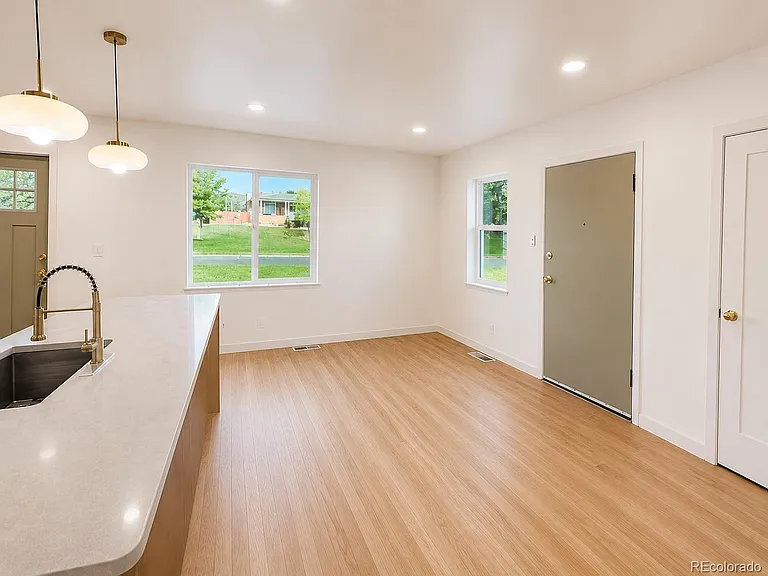 3156 W 25th Ave — Photo 4