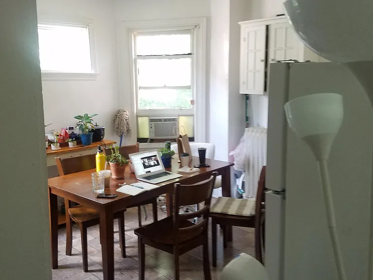 324 S 43rd St #3-1BDR — Photo 12