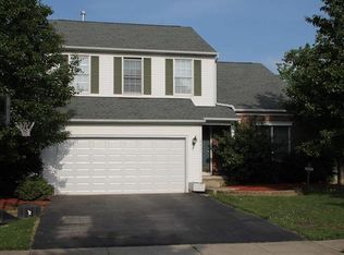 6417 Fountainview Ct, Grove City, OH