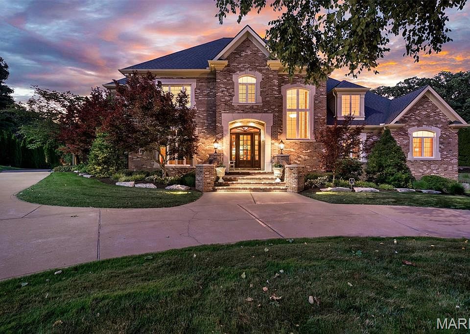 1st image of 12955 Sunset Bluff Ct