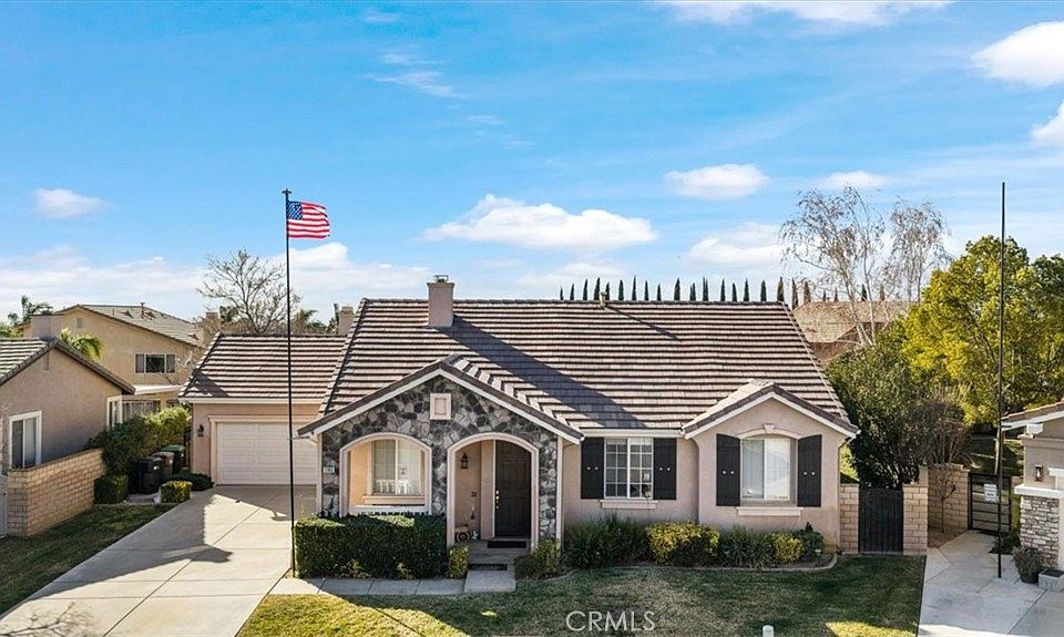 1st image of 1193 Woodburn Cir
