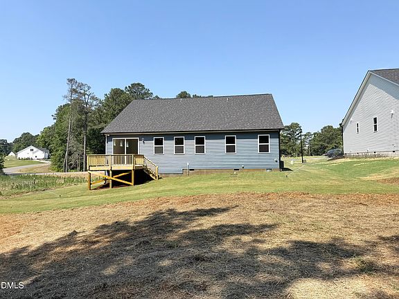 4th image of 144 Golfview Ave