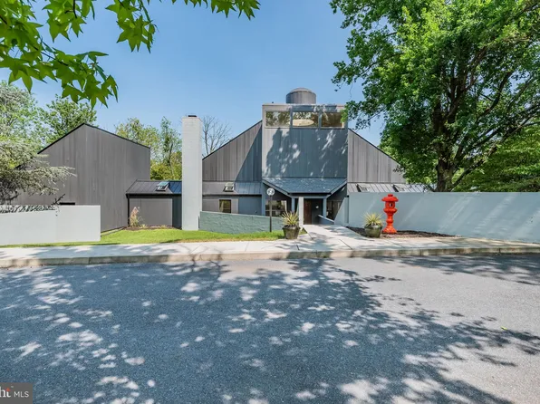 833 Kiehl Dr, Lemoyne, PA 17043