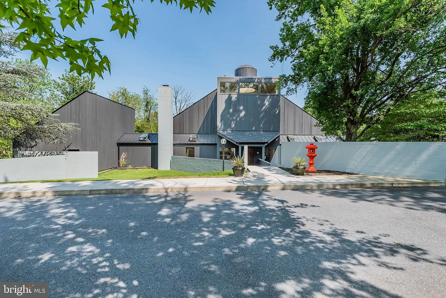 833 Kiehl Dr photo 1