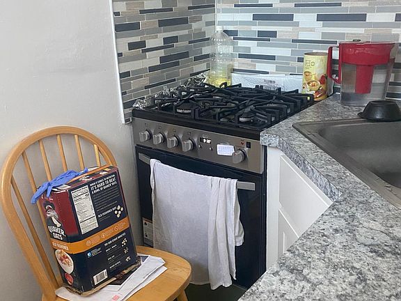 2nd image of 2208 Saint James St #8