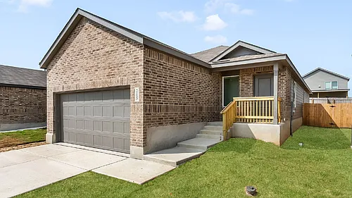 215 Zyra Ave Photo 1