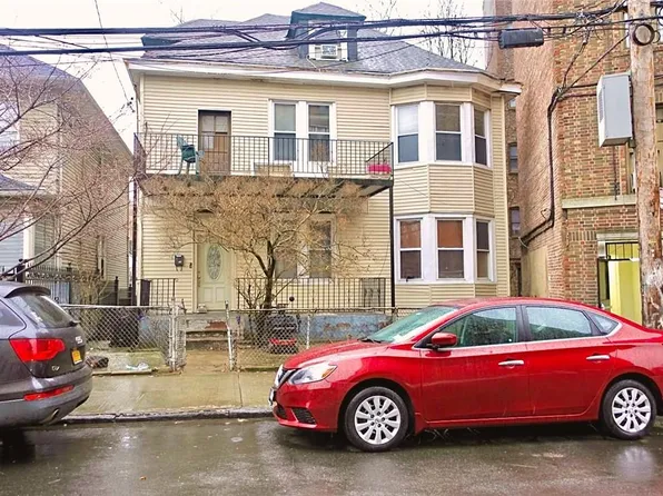 2498 Devoe Terrace, Bronx, NY 10468