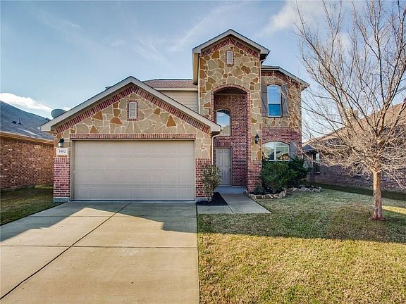 3rd image of 11612 Summer Springs Dr