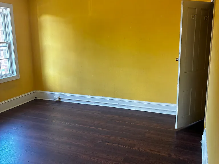 148 W Marshall St #C — Photo 17