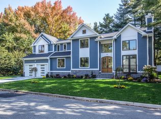 340 Lafayette St, Cresskill, NJ 07626