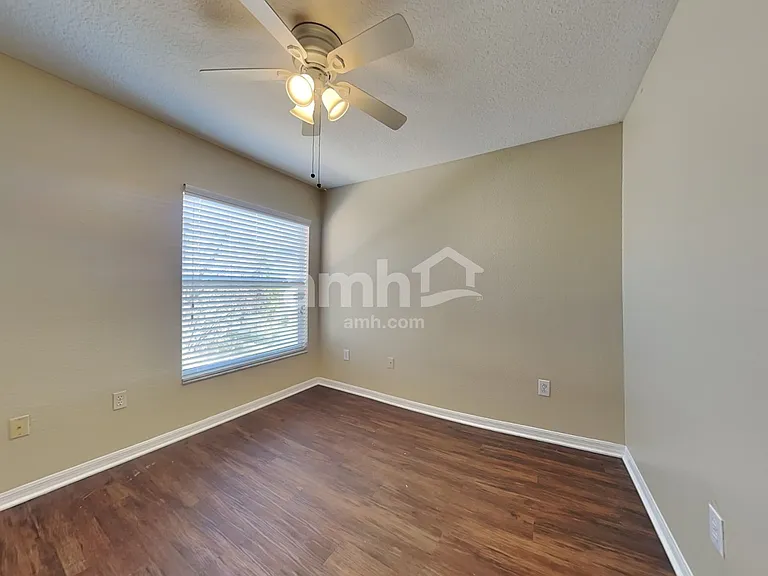 24801 Black Creek Ct — Photo 13