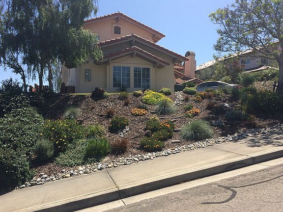 3rd image of 429 Emerald Bay Dr
