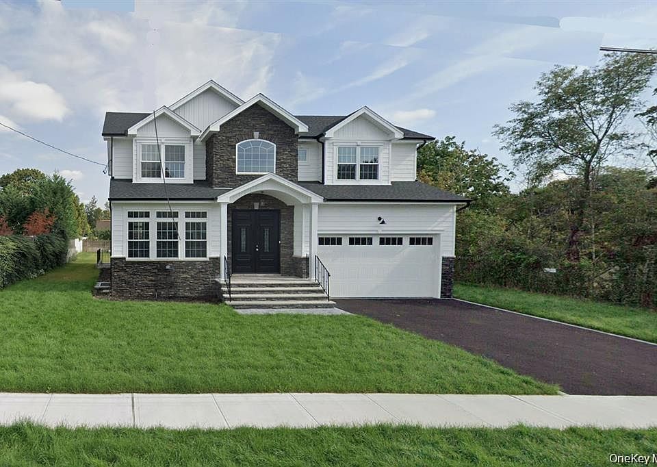 1st image of 255 Maple Ave Maple Ave
