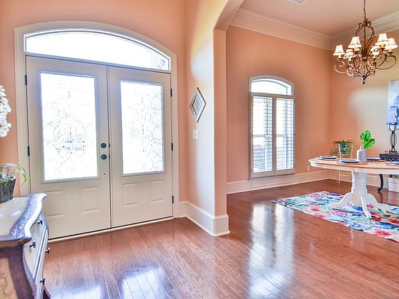 5th image of 1231 Laurel Brook Ln