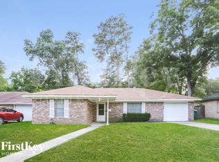 1403 N Roberson St, Conroe, TX 77301