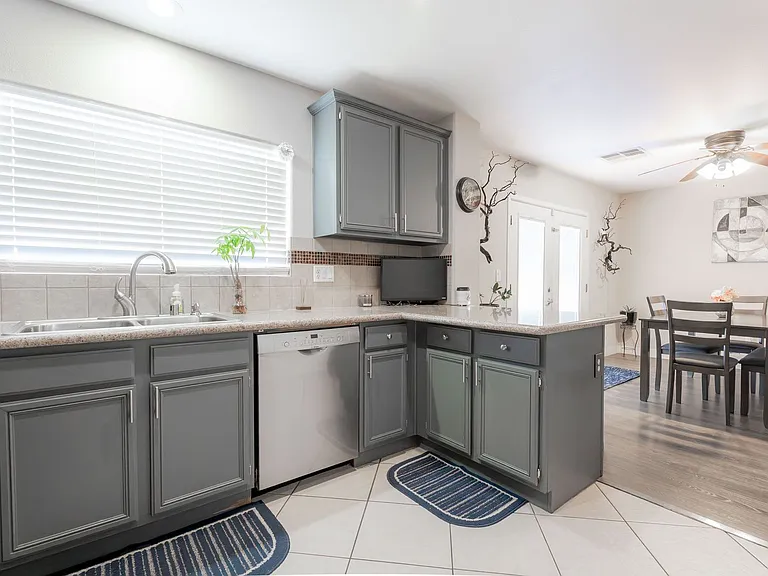 7578 Hope Valley St — Photo 14