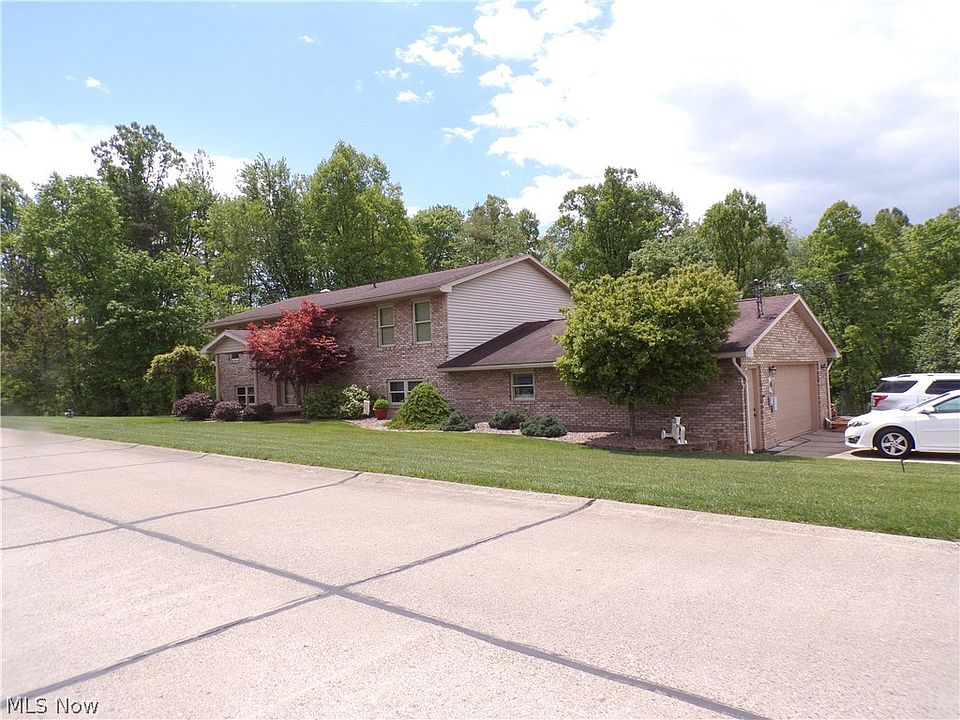 1st image of 63 Lynn Dr