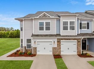 402 Yellow Fox Rd, Greer, SC 29650