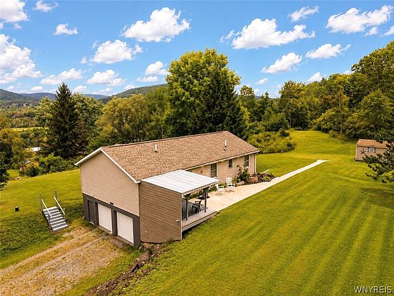 2nd image of 9661 Valley View Rd