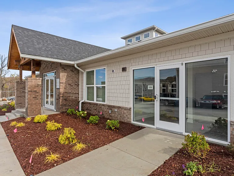 The 808 at Skyline Ridge — Photo 1