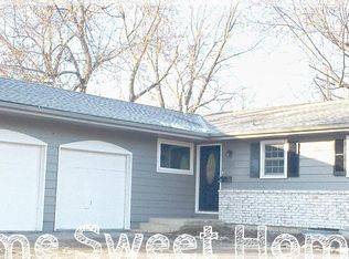 325 S Stevenson St, Olathe, KS 66061