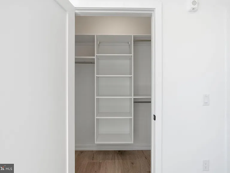 209 New St #6B — Photo 14