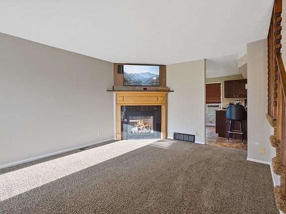 3rd image of 11906 N Howard Ct