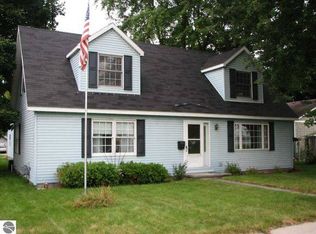 515 N Cedar St #1, Traverse City, MI 49684