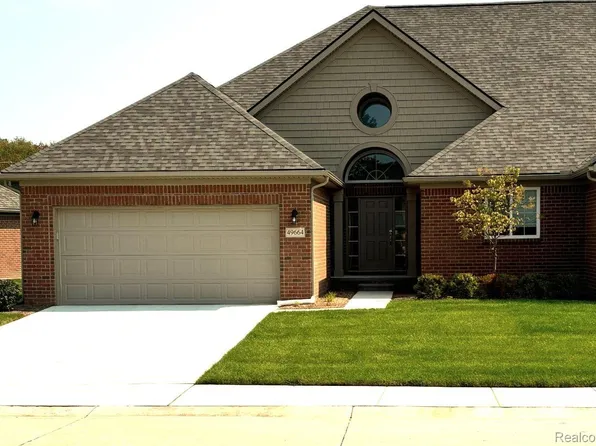 49677 Manistee Dr #85, New Baltimore, MI 48047